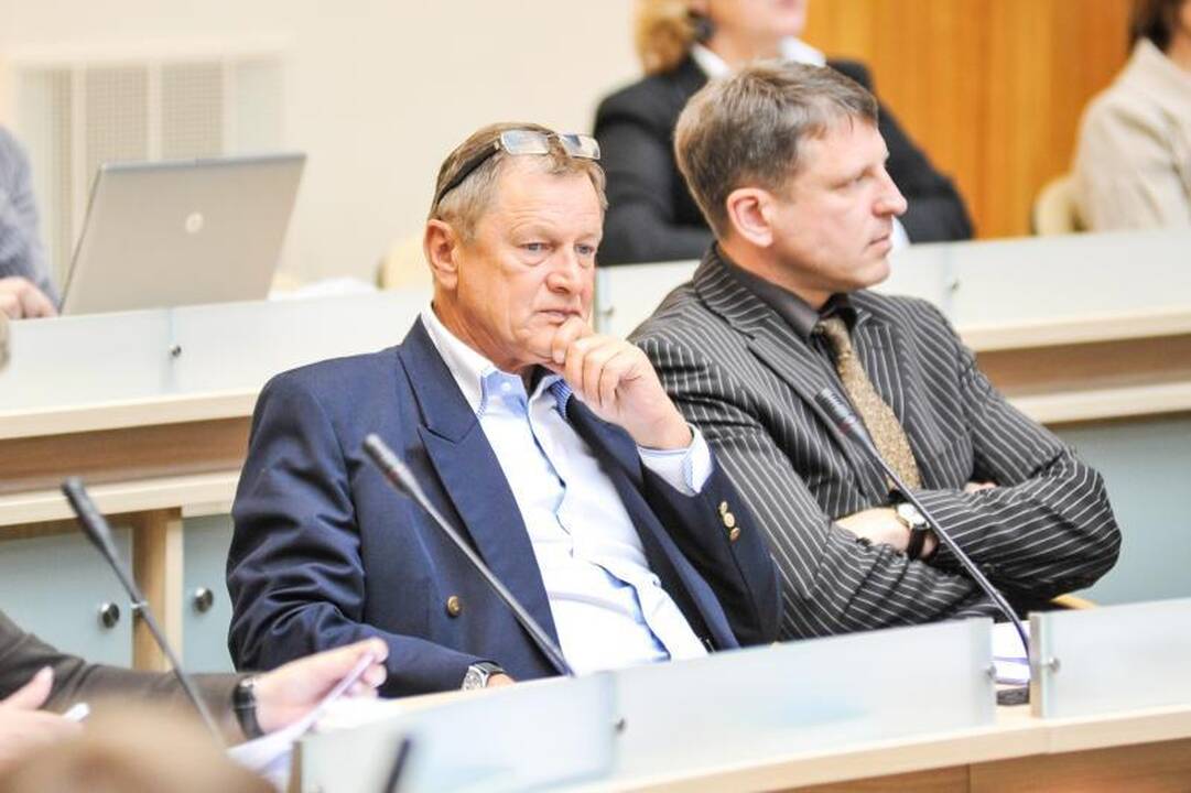 Dėl oro bendrovės „Air Lituanica” A. Zuokas Kaune klaupsis ant kelių