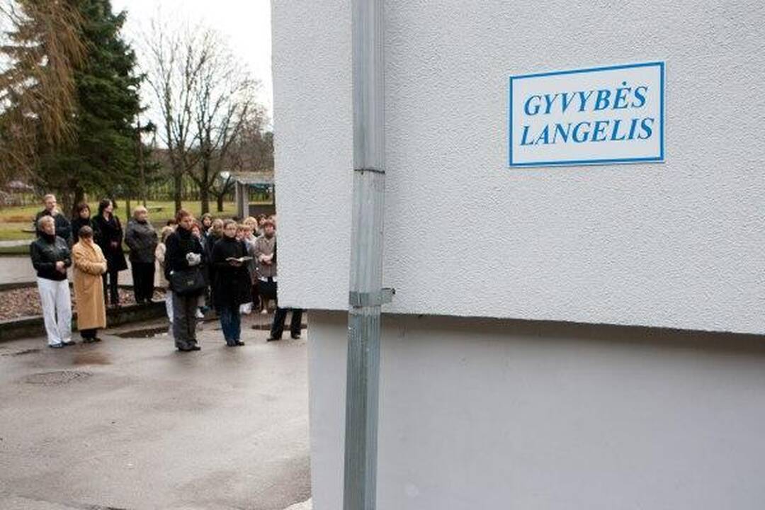 Vilniuje į gyvybės langelį atneštas pirmas kūdikis