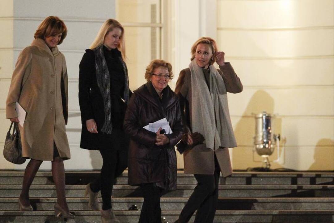 Vokietijos prezidento išlydėjimo ceremoniją sutrikdė protestuotojai