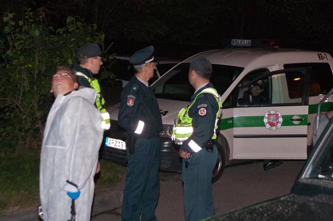 Už pastabą dėl šlapinimosi viešoje vietoje – šūvis į krūtinę