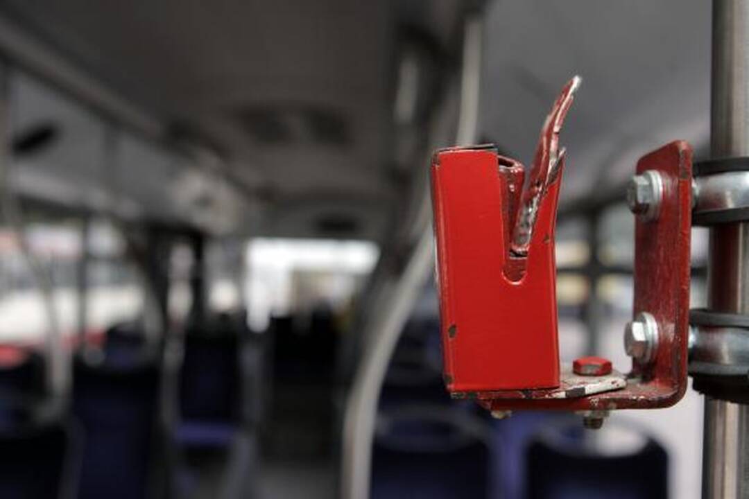 Vicemeras: keleivių laipinimas tik pro priekines duris vilniečiams bus tik į naudą