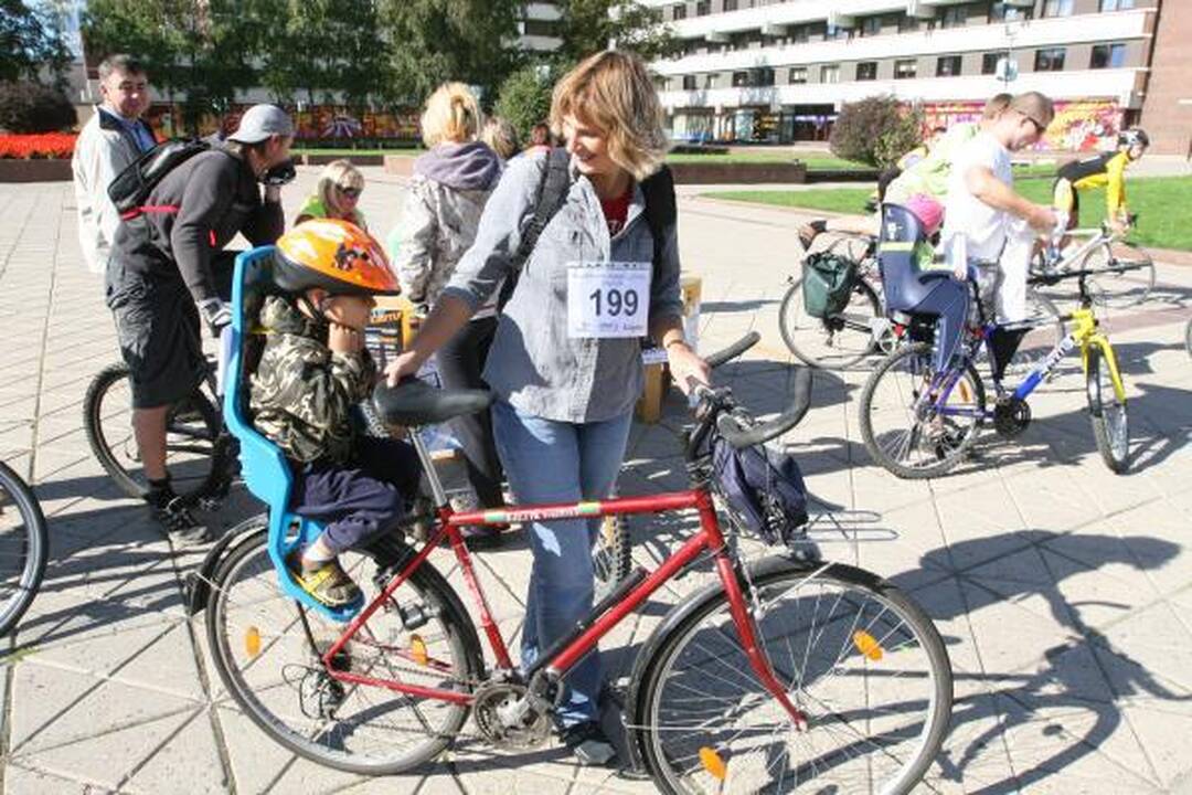 Dviračių skambučiai išjudino Klaipėdą