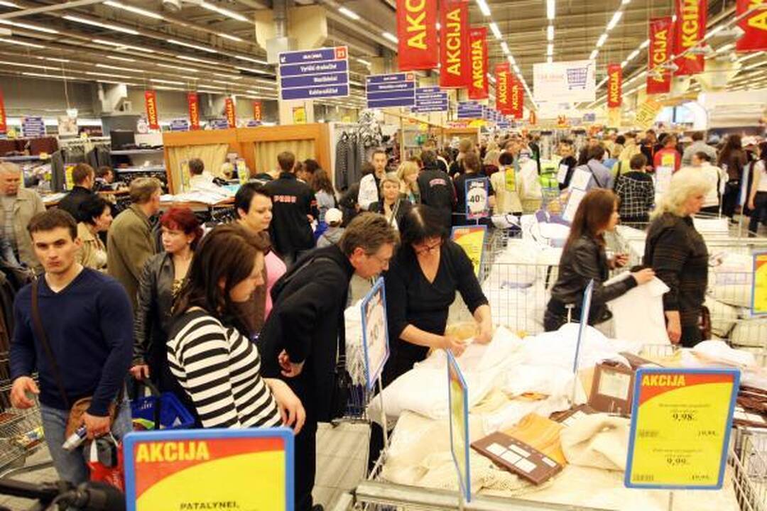 Naktinis išpardavimas: klaipėdiečiai dalyvavo akcijoje "Jamam"