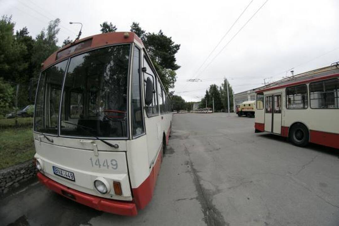 Vicemeras: keleivių laipinimas tik pro priekines duris vilniečiams bus tik į naudą