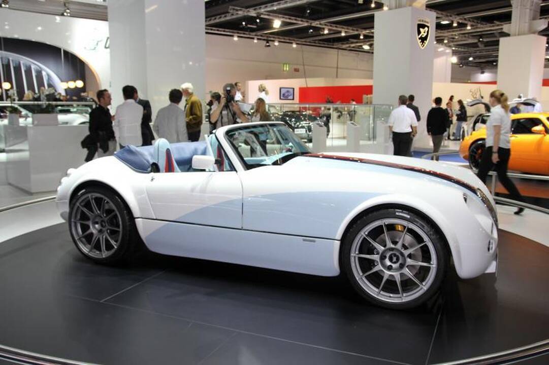 Frankfurto automobilių paroda: kokią naujieną pateikė „Wiesman“