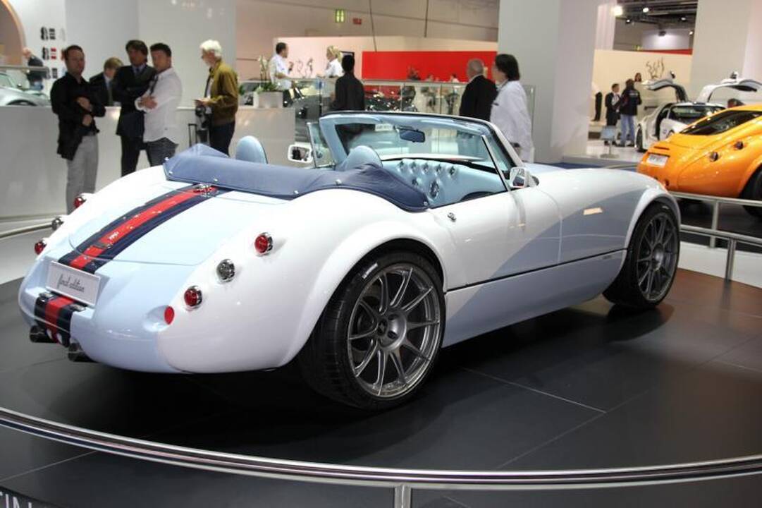 Frankfurto automobilių paroda: kokią naujieną pateikė „Wiesman“