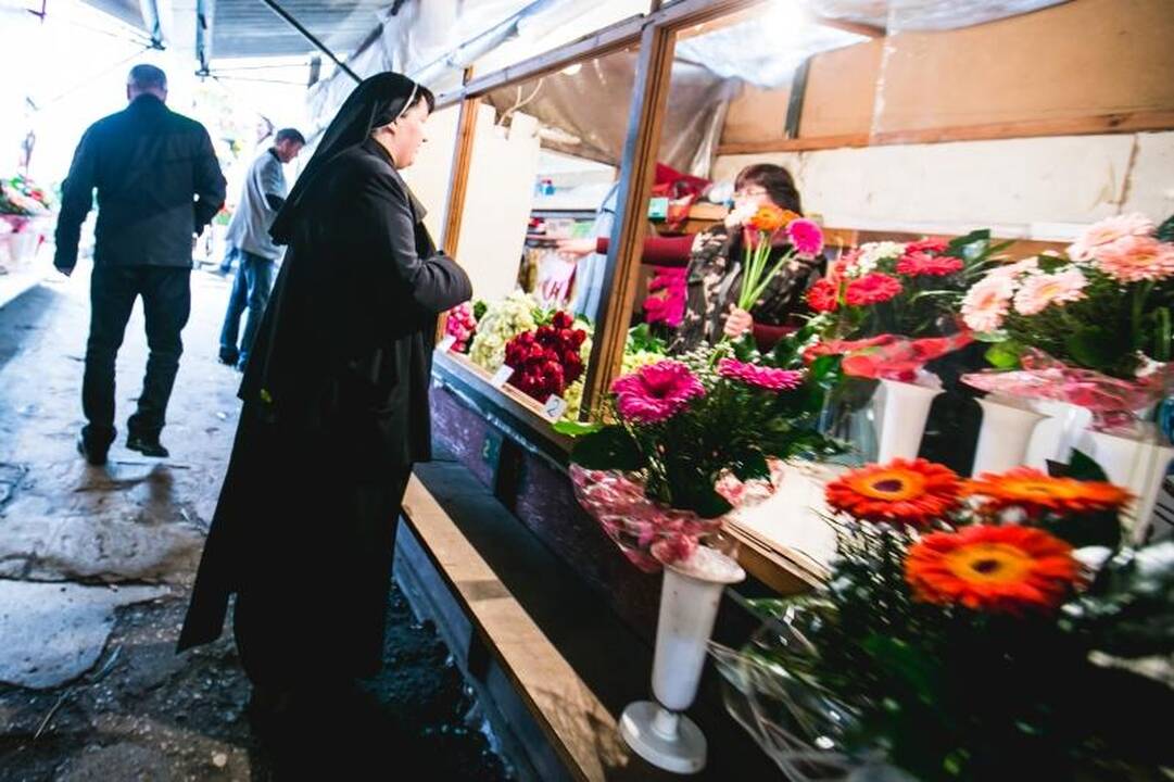 Turgaus prekeiviai: gėlės prieš Motinos dieną nepabrango