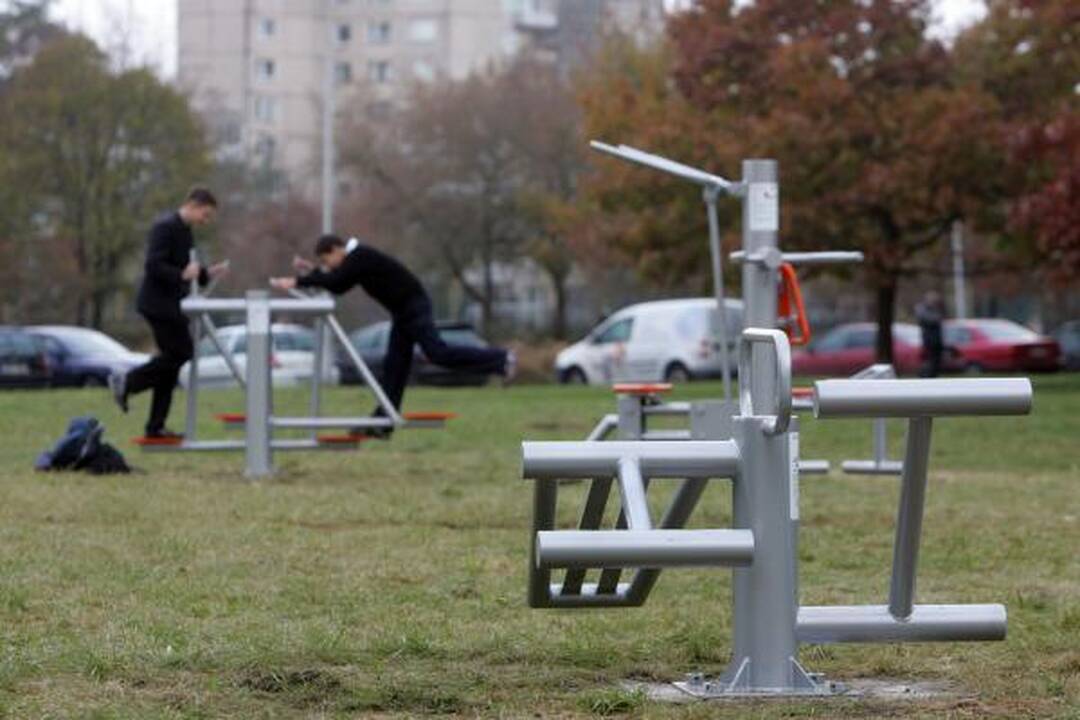Vilniuje – pirmieji treniruokliai senjorams gryname ore