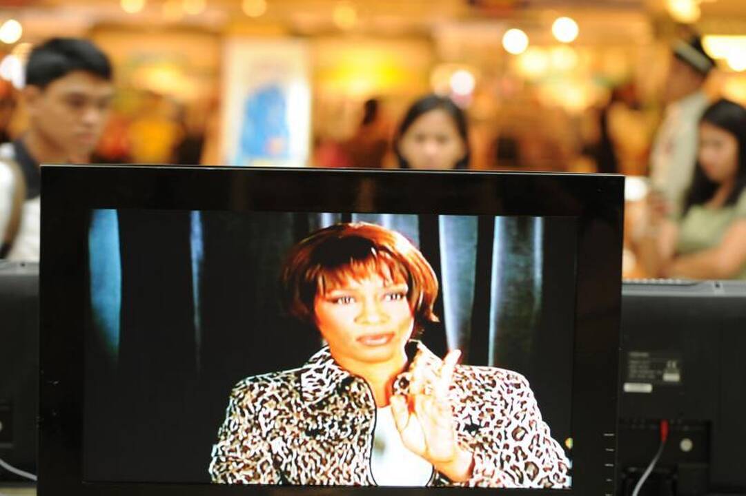 Niuarke įvyko ceremonija dainininkei Whitney Houston atminti