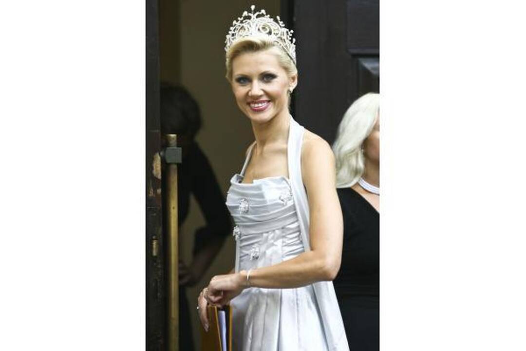 "Misis Visata 2010" nugalėtoja išrinkta Suomijos atstovė