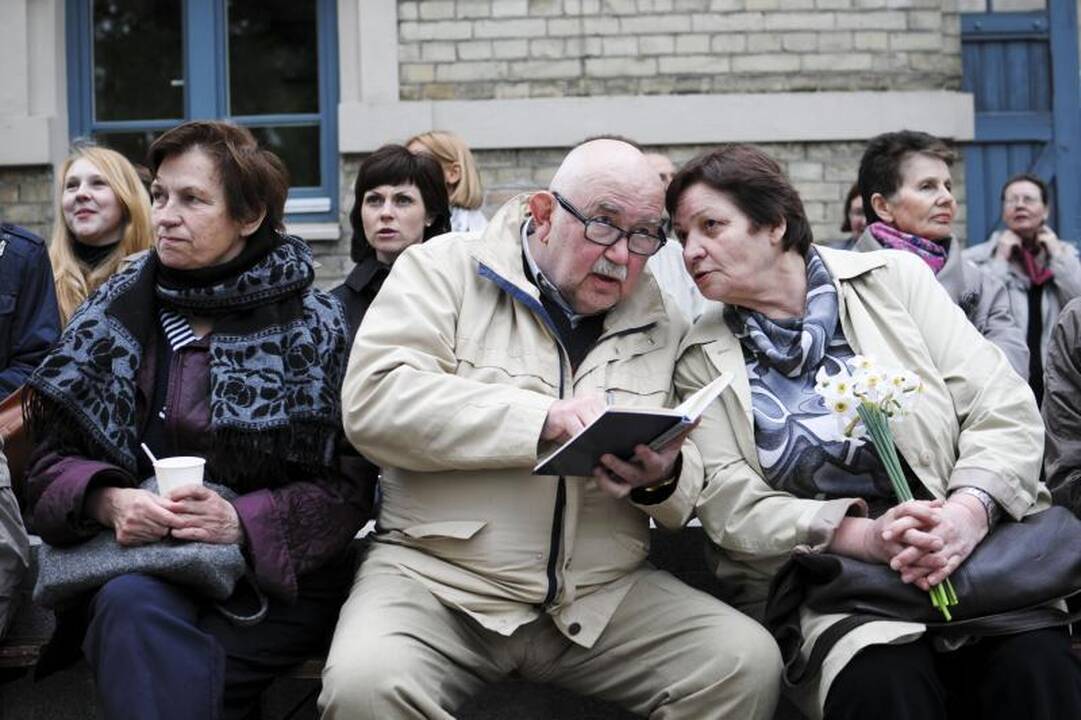 Maironio kūrybą skaitė G.Steponavičius, A.Gelūnas, R.Doveika