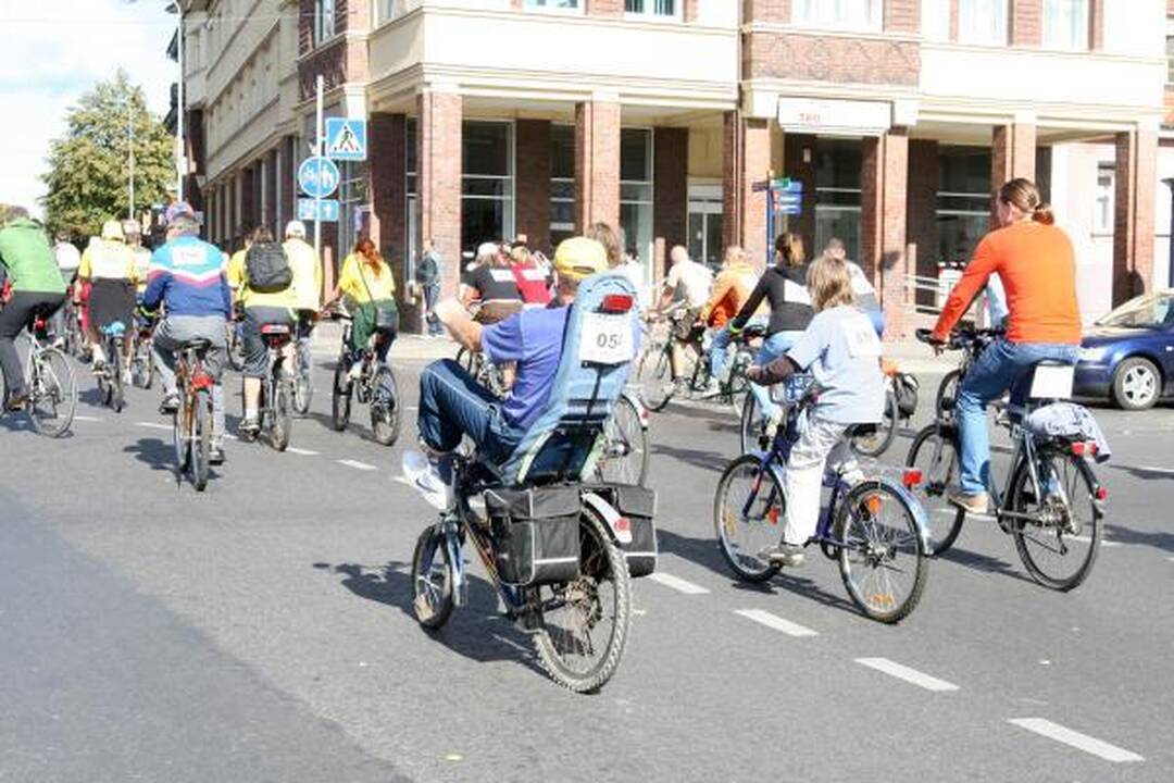 Dviračių skambučiai išjudino Klaipėdą