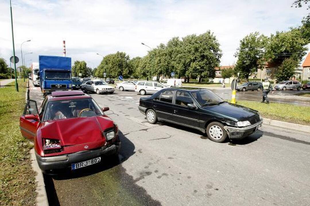 Klaipėdoje į avariją pateko keturios mašinos