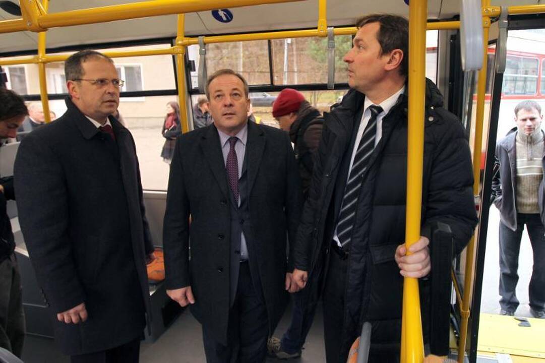 Pirmasis Lietuvoje surinktas troleibusas važiuoja be „ūsų“