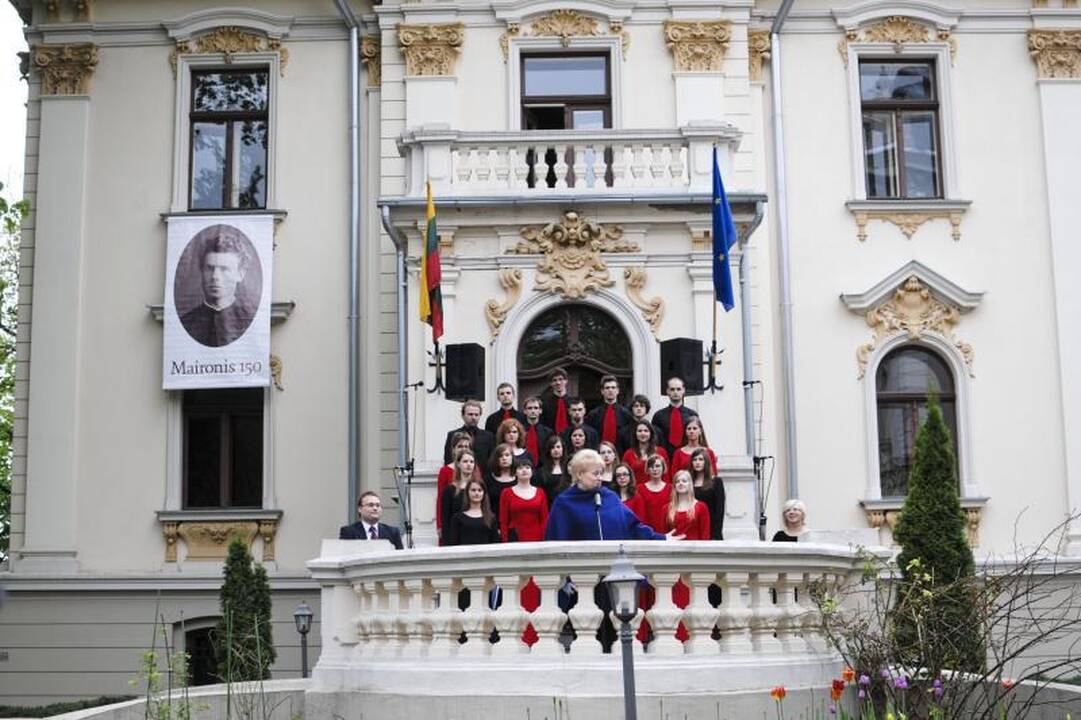 Maironio kūrybą skaitė G.Steponavičius, A.Gelūnas, R.Doveika