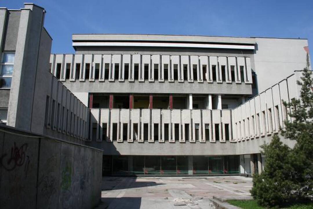 Pradėti „Merkurijaus“ ardymo darbai