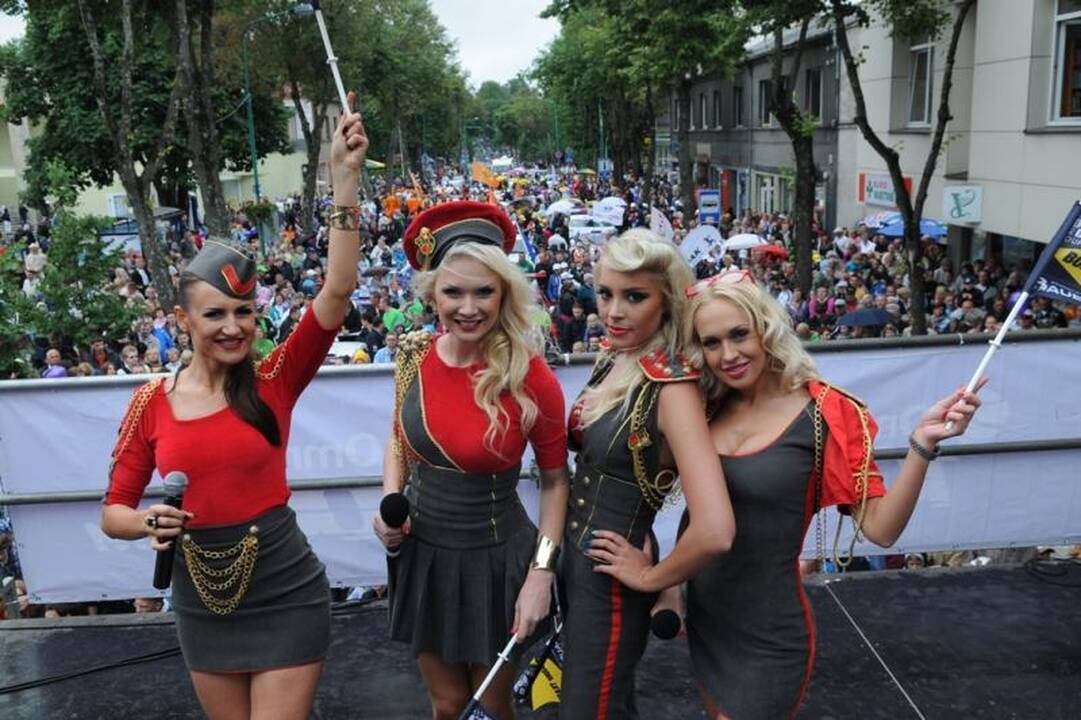 Prasidėjo tryliktųjų „Omnitel 1000 km lenktynių“ fiesta