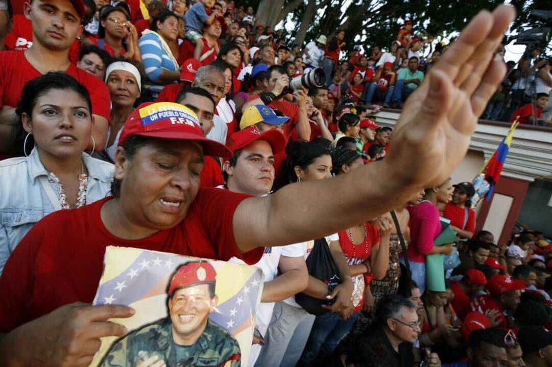 H.Chavezas grįžęs į savo šalį buvo sutiktas kaip didvyris