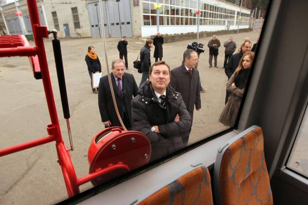 Pirmasis Lietuvoje surinktas troleibusas važiuoja be „ūsų“