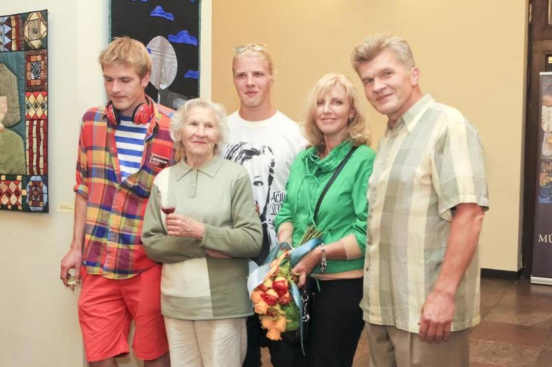 Lietuva pasitiko olimpinį auksą parvežusią R.Meilutytę