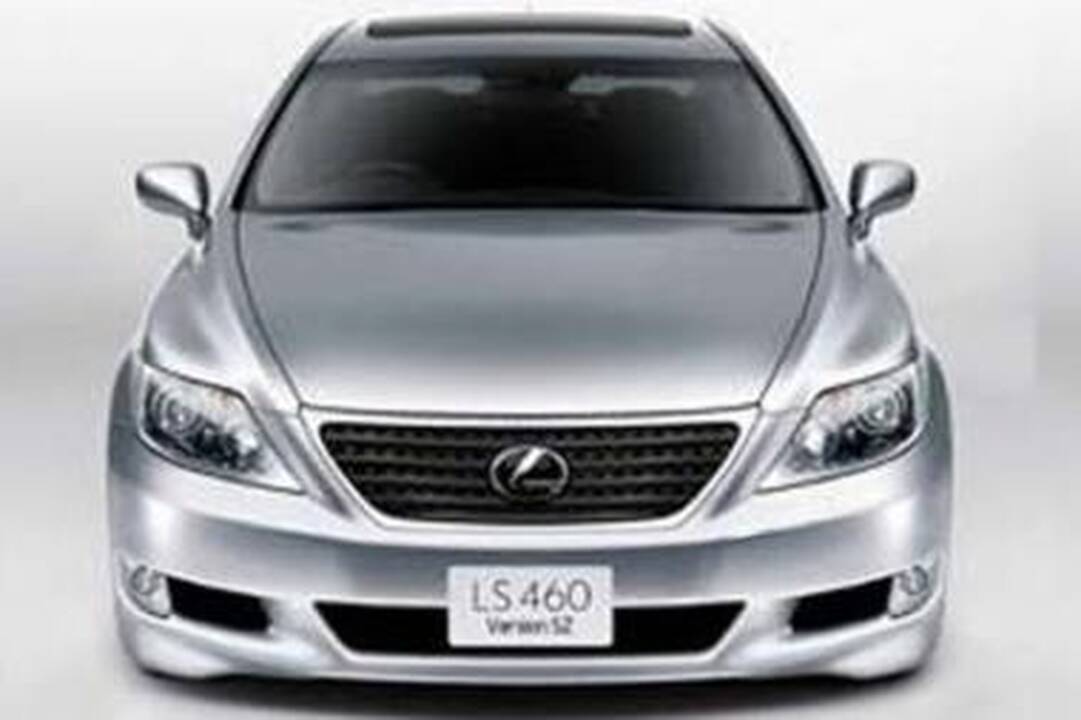 „Lexus“ šiemet pristatys sedano „LS 460“ sportinę versiją