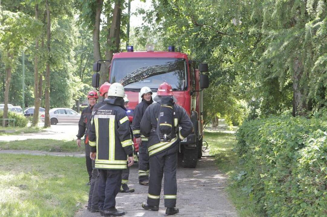 Klaipėdiečio bute gaisrą sukėlė kompiuteris