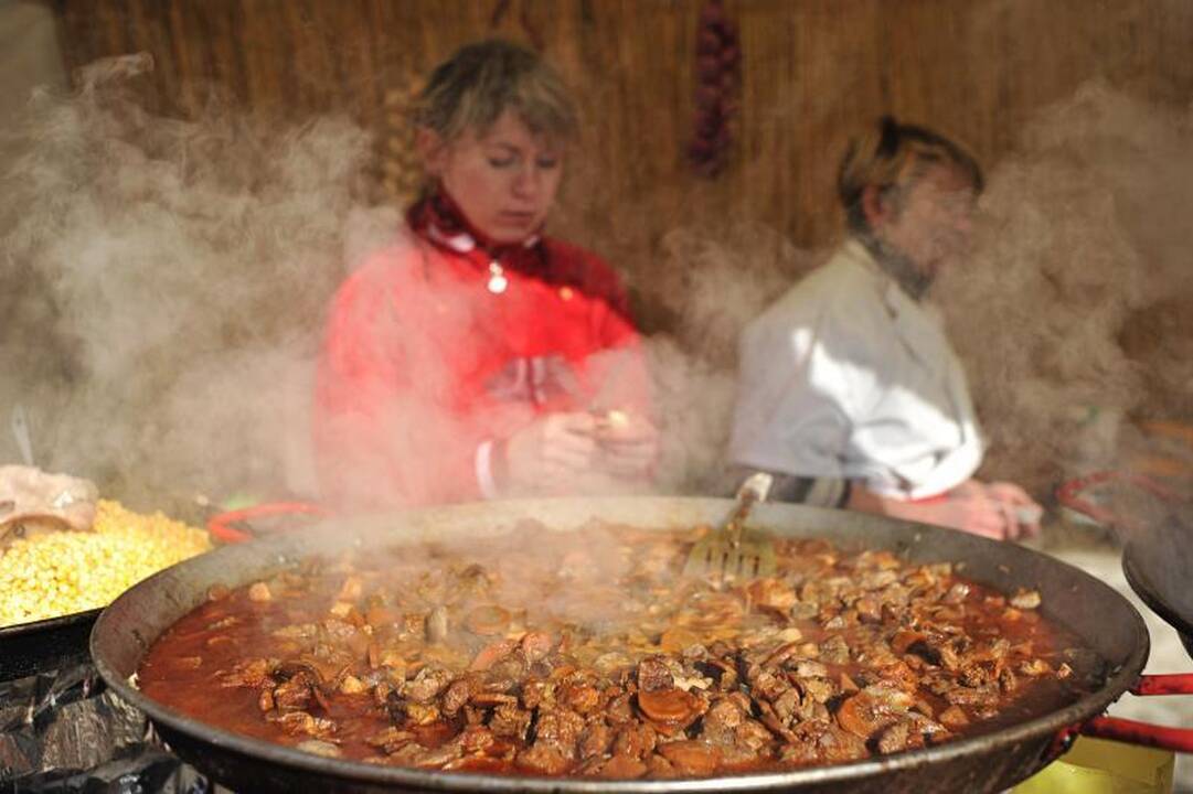 Kazimiero mugėje – kvapų ir spalvų viliotinis