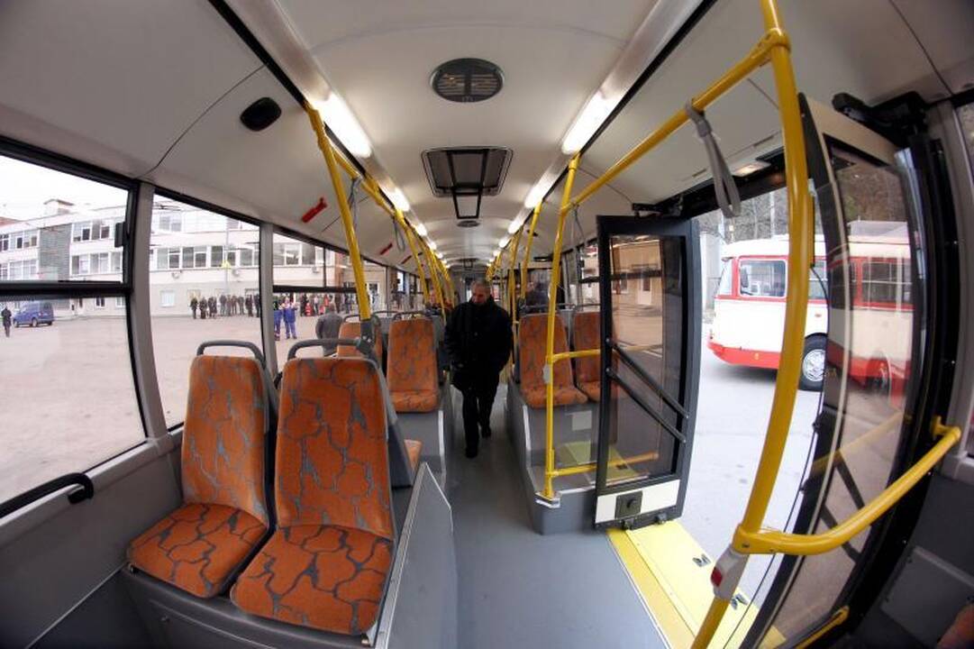 Pirmasis Lietuvoje surinktas troleibusas važiuoja be „ūsų“