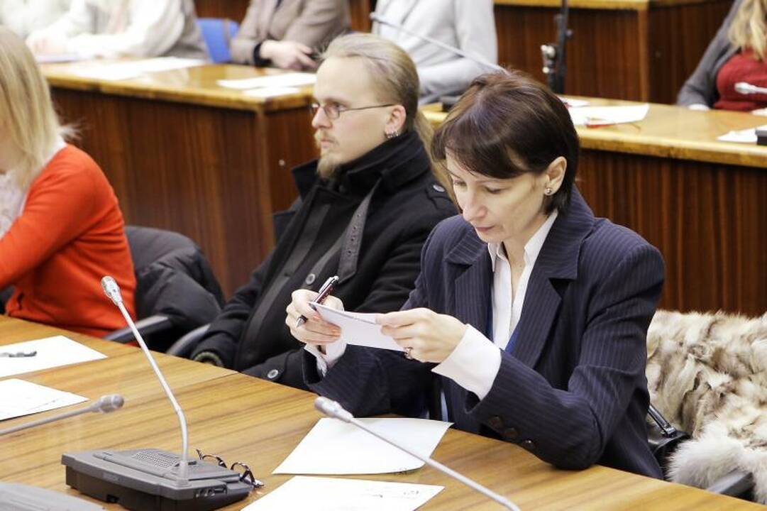 Klaipėdiečiai piktinosi – nacionalinį diktantą skaitė per greitai 