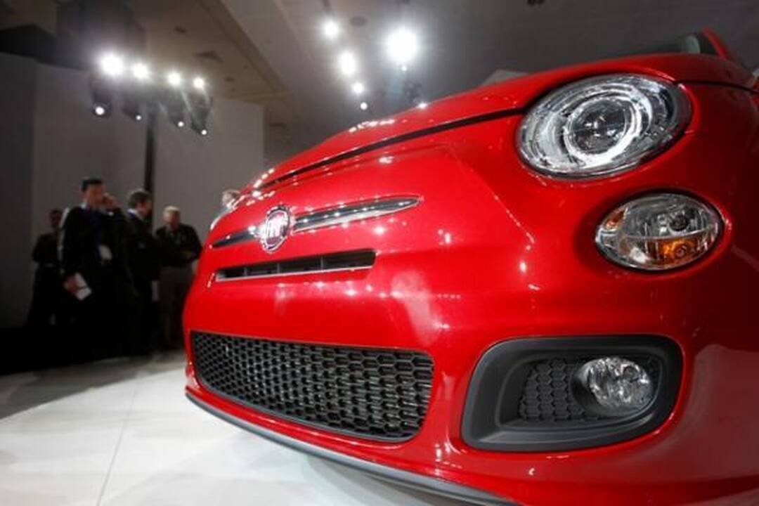 Automobilių paroda Los Andžele: nuo mažylio iki giganto