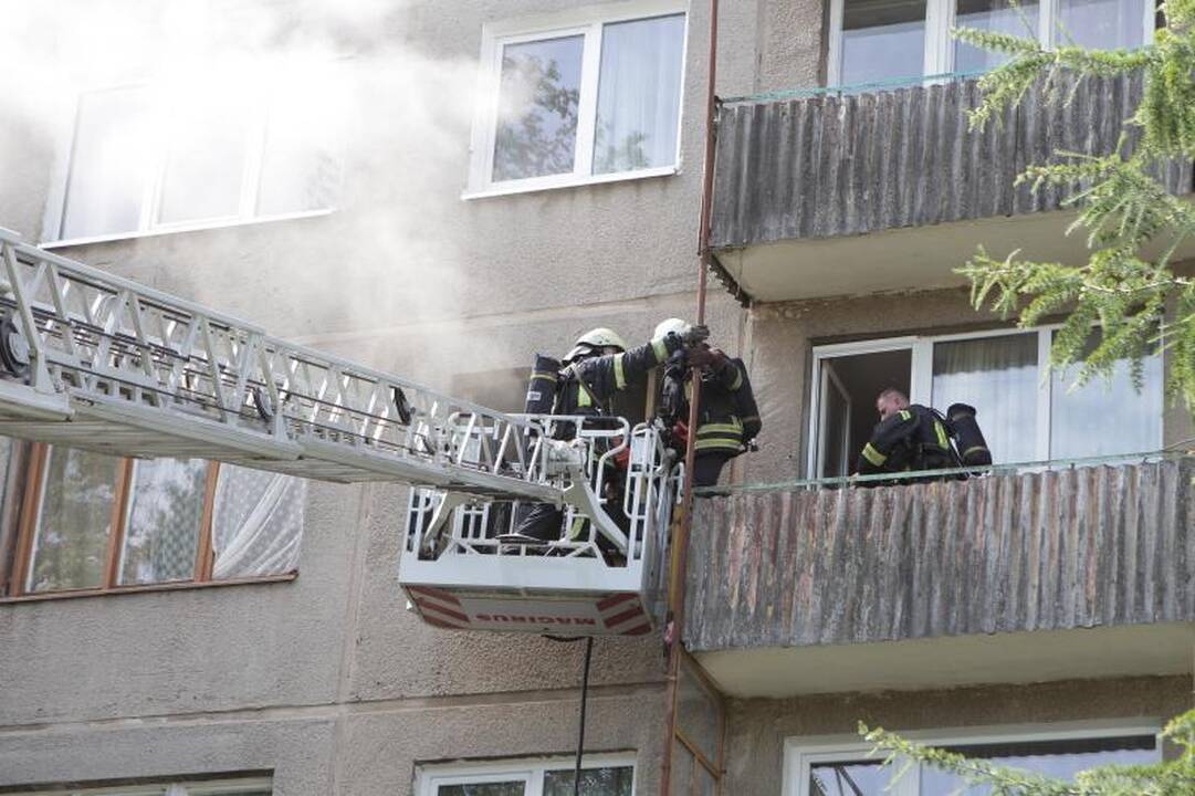 Klaipėdiečio bute gaisrą sukėlė kompiuteris