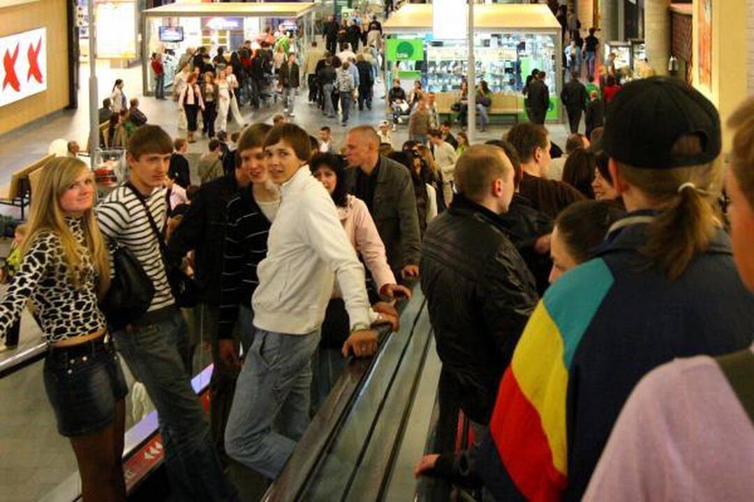 „Akropolyje“ per nuolaidų naktį apsilankė 19 tūkst. žmonių