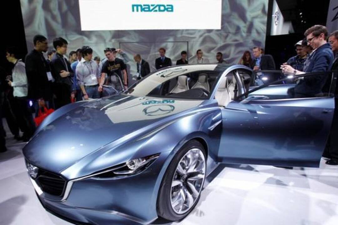 Automobilių paroda Los Andžele: nuo mažylio iki giganto