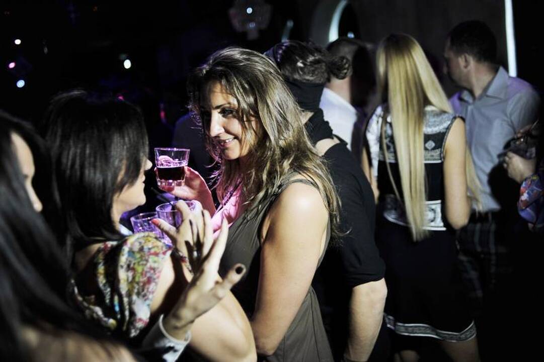 Naktinio klubo „Macao Open Air“ atidaryme – įžymybių desantas