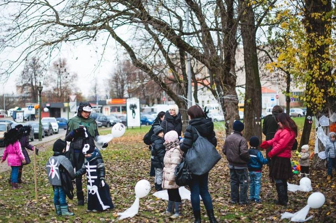 Senamiestį šiurpino mažieji vaiduokliai 
