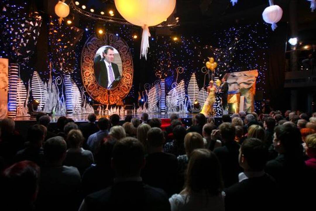 Jubiliejinį "Auksinį svogūną" atsiėmė ir jo "tėvas" A.Valinskas