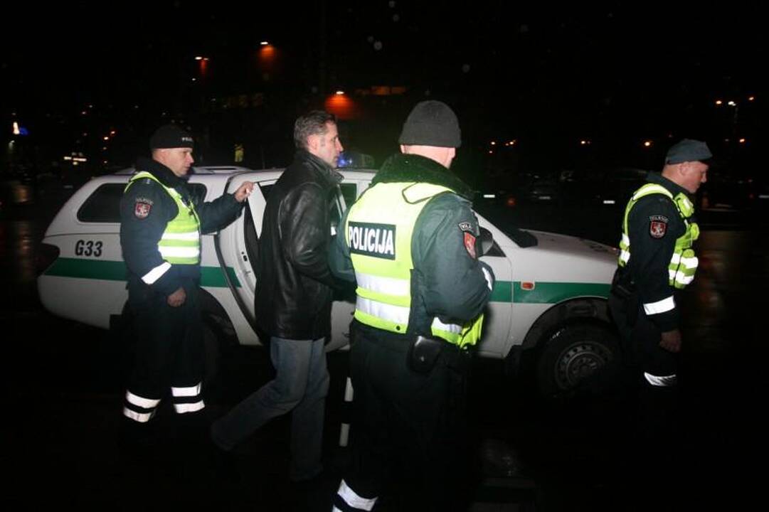 Vilniuje pėsčiųjų perėjoje partrenktos trys mergaitės