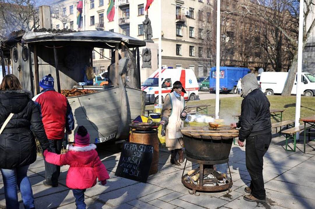 Kazimiero mugėje – kvapų ir spalvų viliotinis
