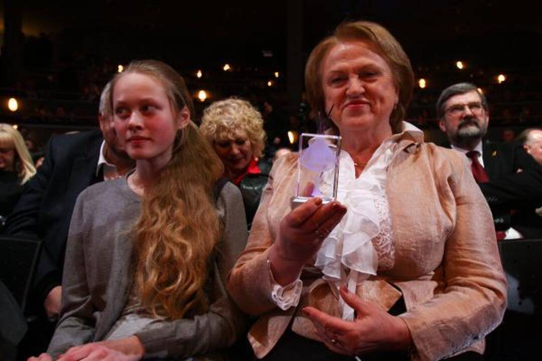Jubiliejinį "Auksinį svogūną" atsiėmė ir jo "tėvas" A.Valinskas