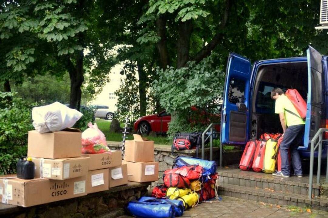 Speleologus nuotykiai lydi nuo pirmųjų kelionės akimirkų