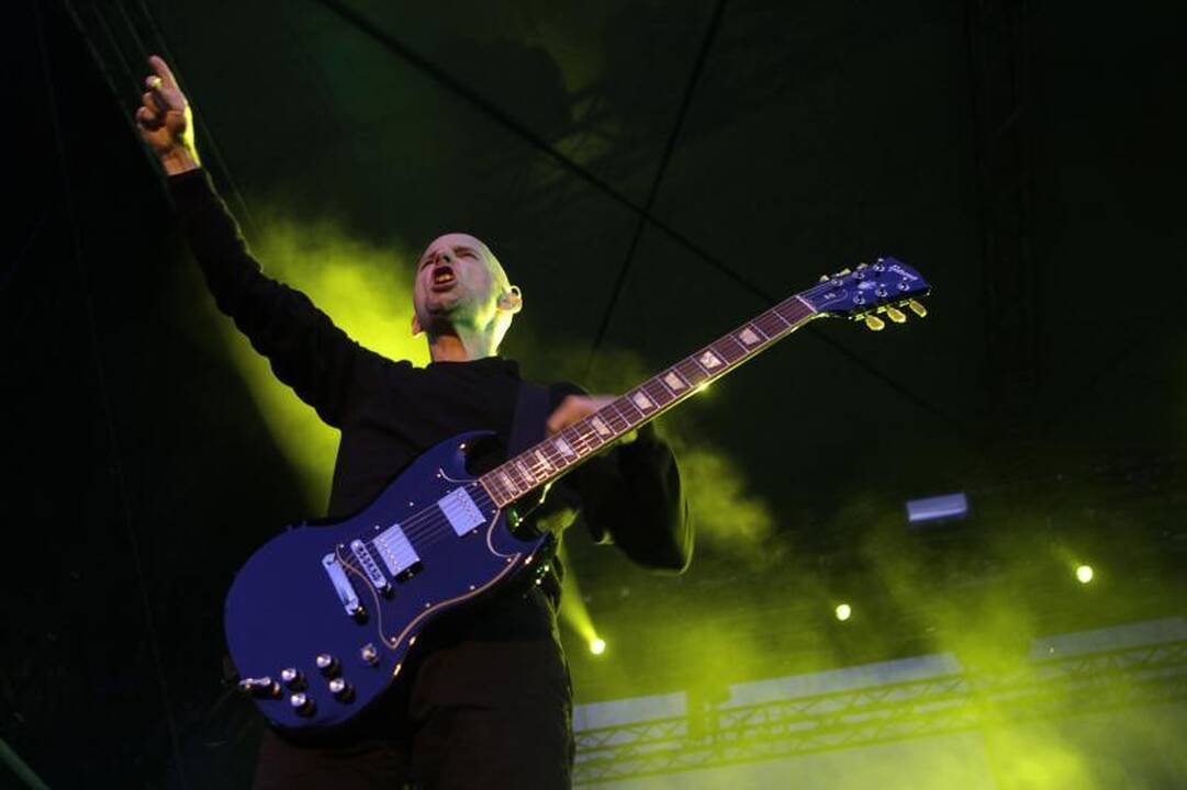 Moby sužavėjo sausakimšame Trakų pilies kieme susirinkusius žiūrovus