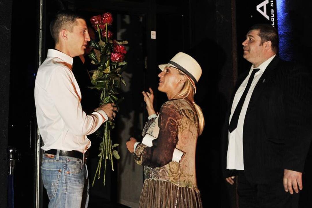 Naktinio klubo „Macao Open Air“ atidaryme – įžymybių desantas