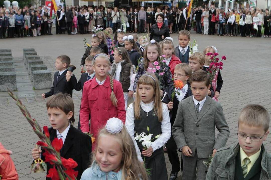 Klaipėdos moksleiviai rinkosi į Pirmąją pamoką