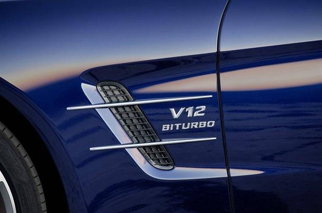 „Mercedes“ nutraukė paslapčių šydą nuo „SL65 AMG“
