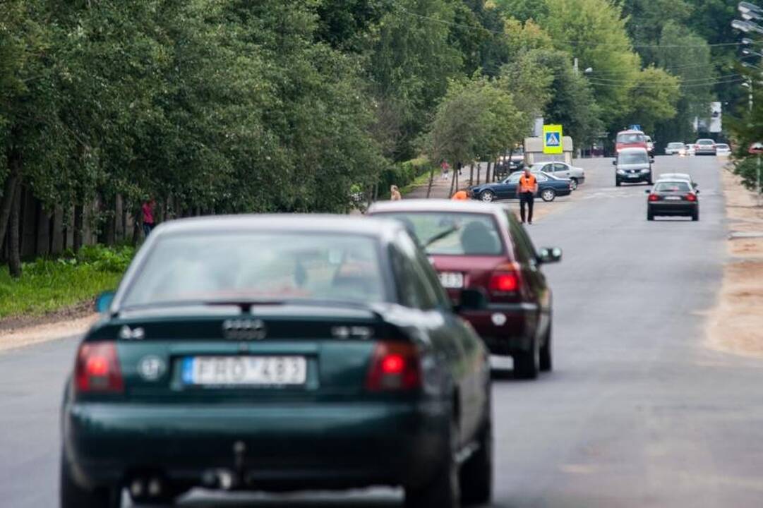 Radvilėnų plento remontas baigtas, Panerių gatvėje – tęsiasi