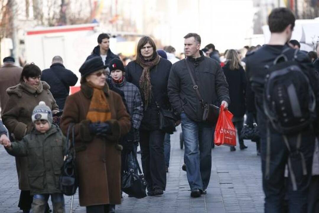 Bus saulėta, bet vėsiau