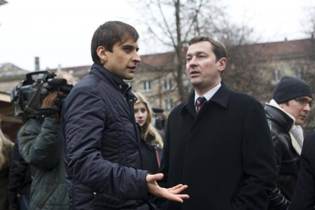 Atlikėjai protestą išreiškė dainomis