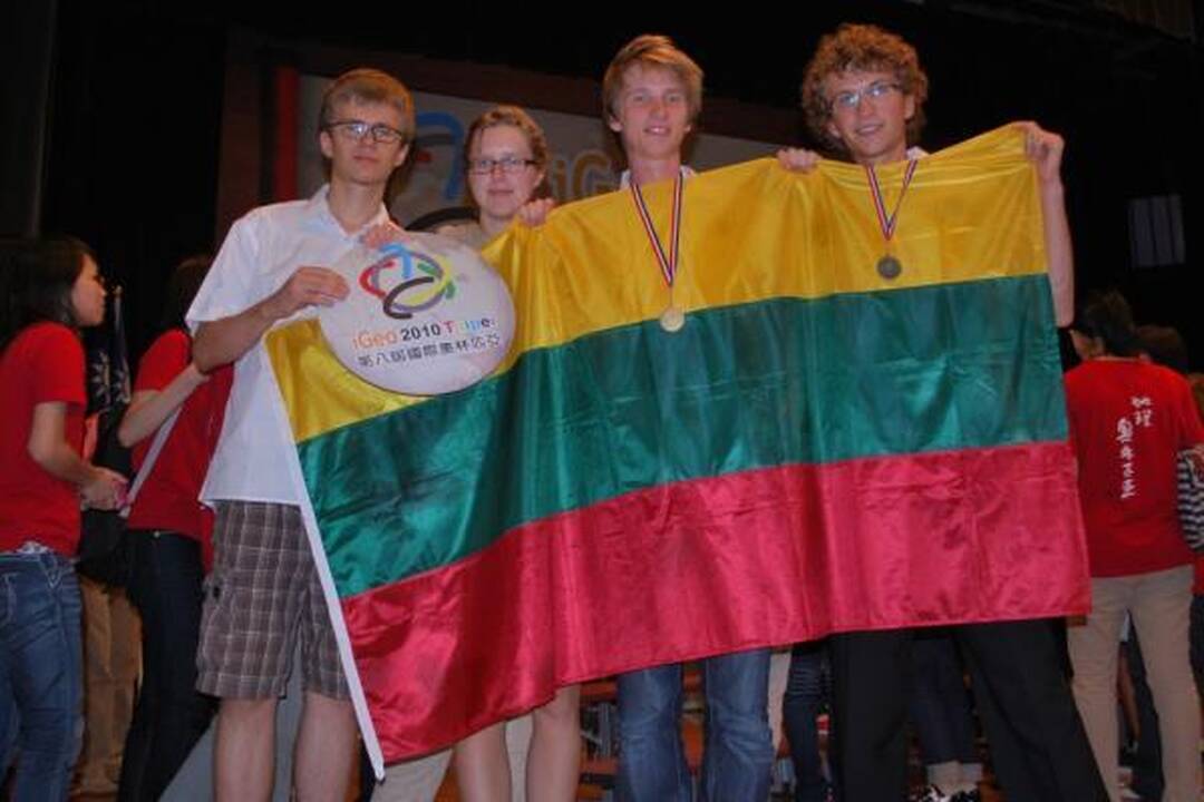 8-oje pasaulinėje geografijos olimpiadoje – ir auksas ir sidabras 