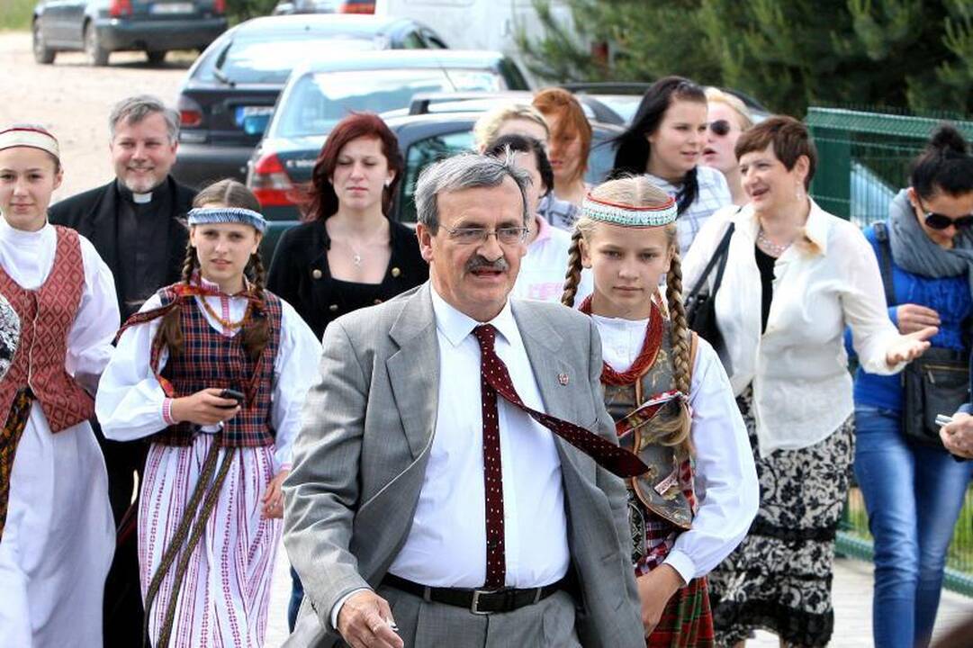 Italai dovanojo namus Kauno našlaitėms  