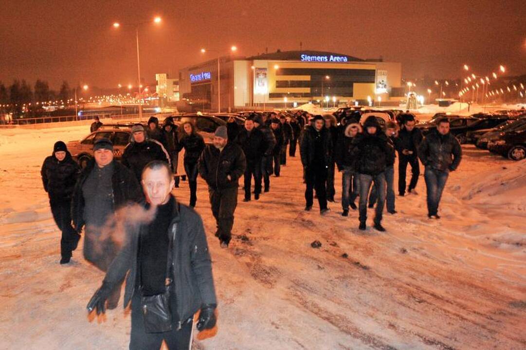 Policija baus protesto akcijoje dalyvavusius taksistus